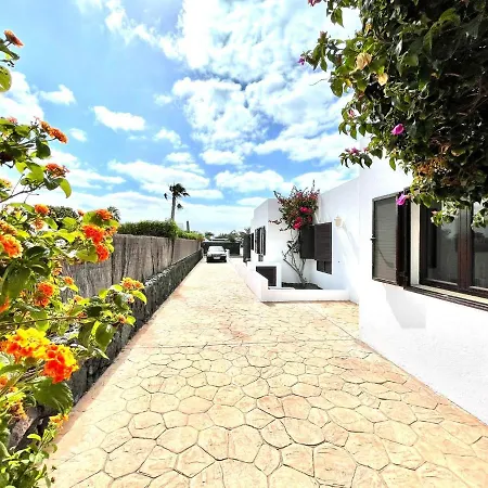 Villa Villa con piscina privada, wifi, Playa Blanca Lanzarote
